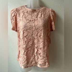 Liz Claiborne pink lace top size S for ladies